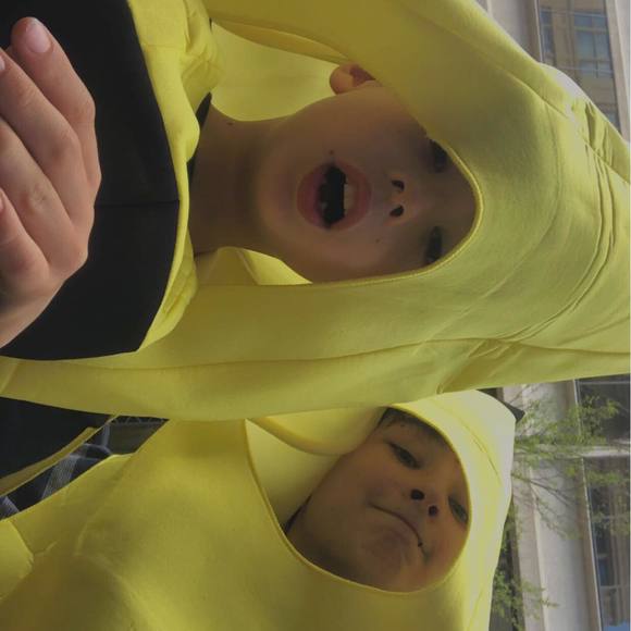 Meet your Posher, Ashton - Picture 1 of 1